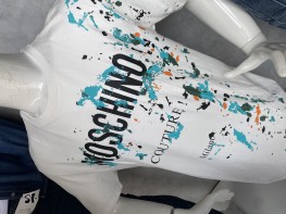 T-SHIRT MOSCHINO